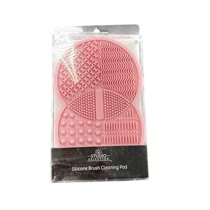 Studio Selection Silicone Brush Cleaning Pad OS Pink Textured Makeup Scrubber